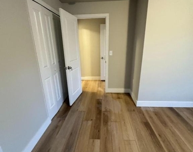166 East Avenue - Photo Thumbnail 2