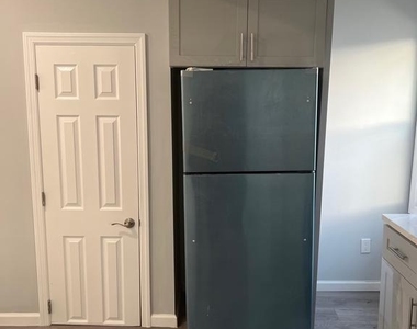 3200 Calvert - Photo Thumbnail 1