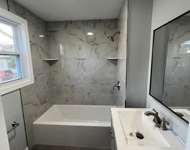 3200 Calvert - Photo Thumbnail 3