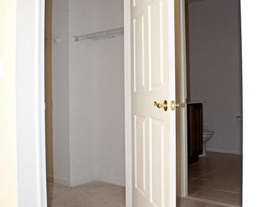6212 Westchester Park Drive - Photo Thumbnail 4