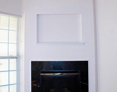 6212 Westchester Park Drive - Photo Thumbnail 7