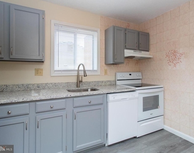 14175 Spring Branch Drive - Photo Thumbnail 5