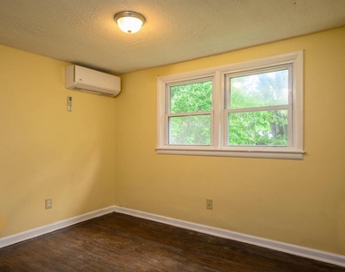 6007 Bradley Lane - Photo Thumbnail 28