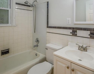 6007 Bradley Lane - Photo Thumbnail 8