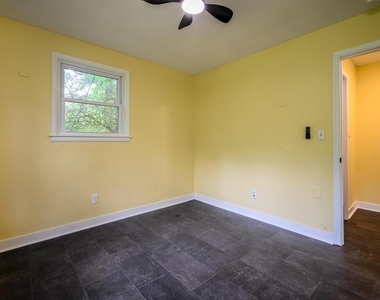 6007 Bradley Lane - Photo Thumbnail 11