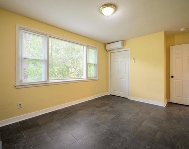 6007 Bradley Lane - Photo Thumbnail 13