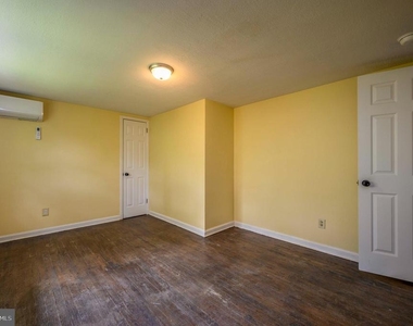 6007 Bradley Lane - Photo Thumbnail 18