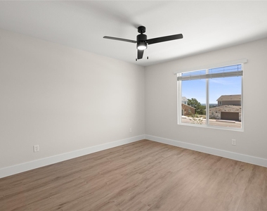 5514 Mobeetie Loop - Photo Thumbnail 12