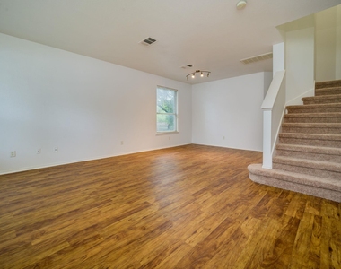 1112 Sundrop Pl - Photo Thumbnail 28