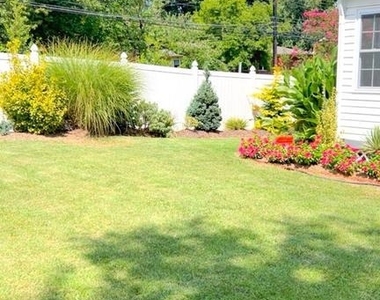9006 Linton Street - Photo Thumbnail 11