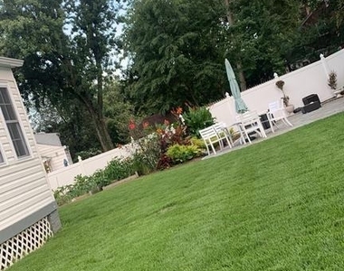 9006 Linton Street - Photo Thumbnail 8