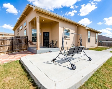 1549 Hamiltons Way - Photo Thumbnail 28