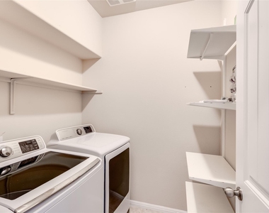 1549 Hamiltons Way - Photo Thumbnail 26