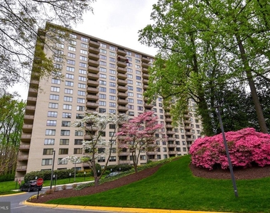 5225 Pooks Hill Road - Photo Thumbnail 22
