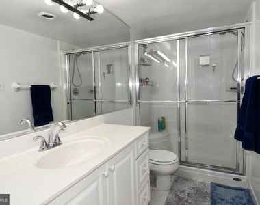 5225 Pooks Hill Road - Photo Thumbnail 11