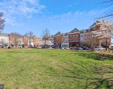 845 King Farm Boulevard - Photo Thumbnail 64