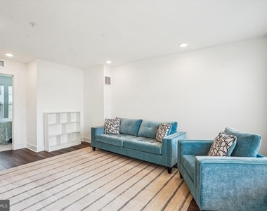845 King Farm Boulevard - Photo Thumbnail 23