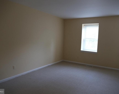 14 Wade Court - Photo Thumbnail 11