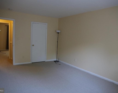 14 Wade Court - Photo Thumbnail 8