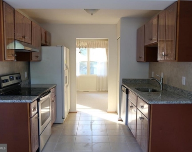 14 Wade Court - Photo Thumbnail 2