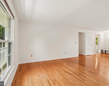 11119 Lamplighter Lane - Photo Thumbnail 26