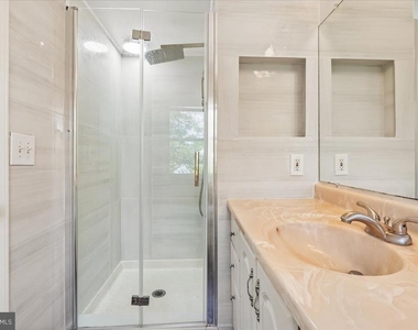11119 Lamplighter Lane - Photo Thumbnail 18