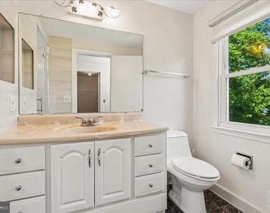 11119 Lamplighter Lane - Photo Thumbnail 17