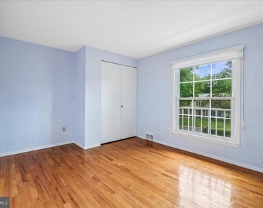11119 Lamplighter Lane - Photo Thumbnail 22