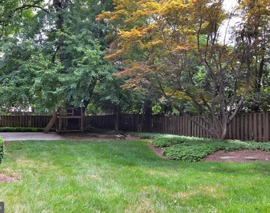 7208 Marbury Road - Photo Thumbnail 18
