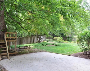 7208 Marbury Road - Photo Thumbnail 17