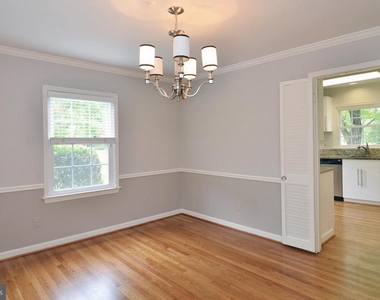 7208 Marbury Road - Photo Thumbnail 12