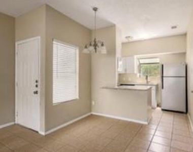 2505 W Slaughter Ln - Photo Thumbnail 4