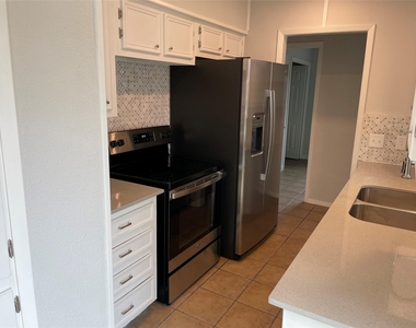 4619 Jinx Ave - Photo Thumbnail 3