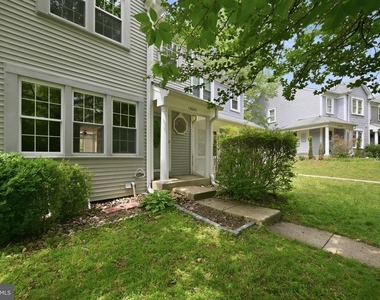 15622 Cliff Swallow Way - Photo Thumbnail 27