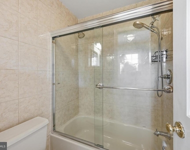 15622 Cliff Swallow Way - Photo Thumbnail 13