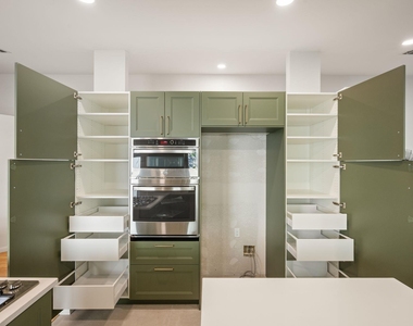 7302 Potters Trl - Photo Thumbnail 5