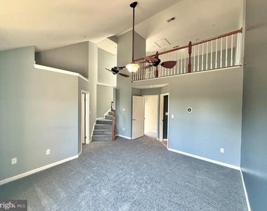 9407 Aston Village - Photo Thumbnail 18
