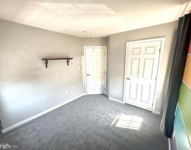 9407 Aston Village - Photo Thumbnail 28