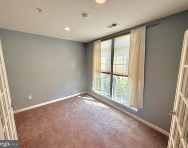9407 Aston Village - Photo Thumbnail 5