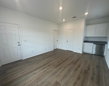 160 River Rise Rd - Photo Thumbnail 25