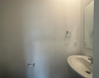 160 River Rise Rd - Photo Thumbnail 31