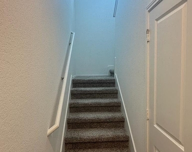 160 River Rise Rd - Photo Thumbnail 17