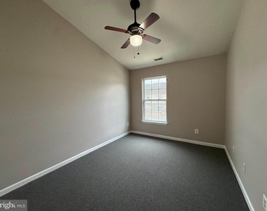 4719 Witchhazel Way - Photo Thumbnail 17