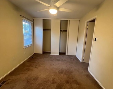 195 Stonegate Drive - Photo Thumbnail 18