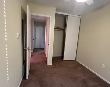 195 Stonegate Drive - Photo Thumbnail 25