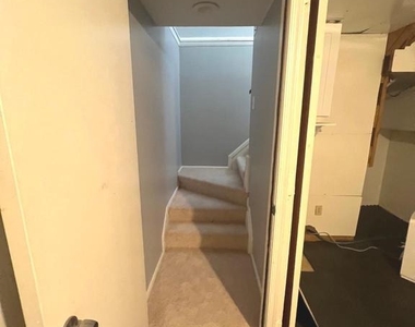195 Stonegate Drive - Photo Thumbnail 33