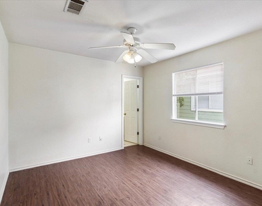 887 Sagewood Trl - Photo Thumbnail 17