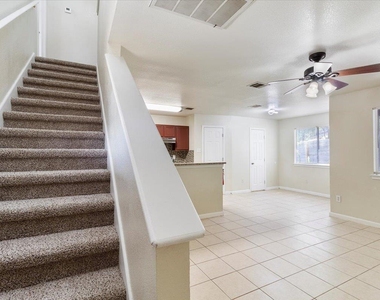 887 Sagewood Trl - Photo Thumbnail 2