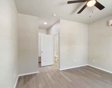 887 Sagewood Trl - Photo Thumbnail 23