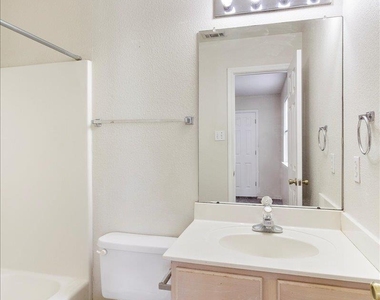 887 Sagewood Trl - Photo Thumbnail 18